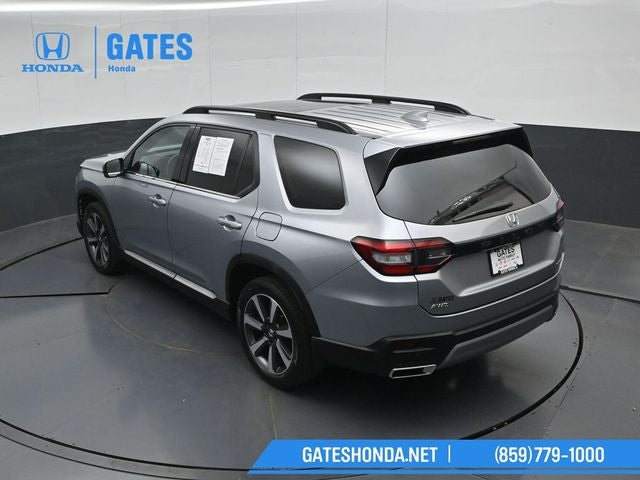 2023 Honda Pilot Touring