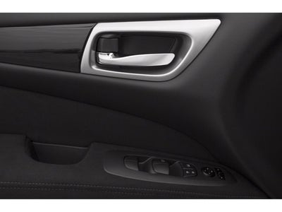 2015 Nissan Pathfinder SV