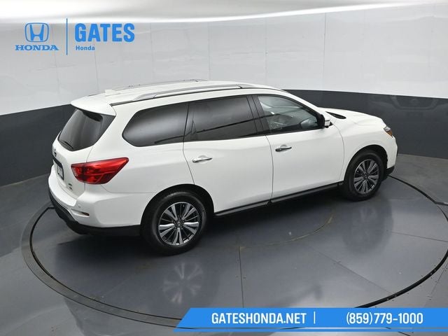 2019 Nissan Pathfinder SL