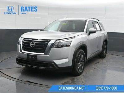 2023 Nissan Pathfinder SV