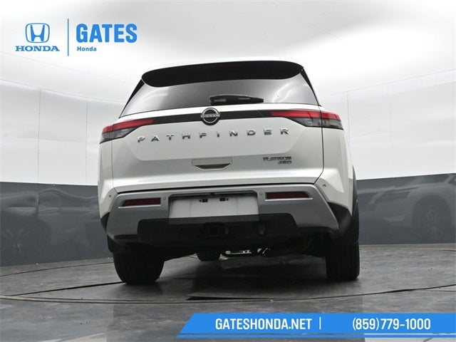 2023 Nissan Pathfinder Platinum