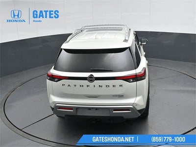 2023 Nissan Pathfinder Platinum