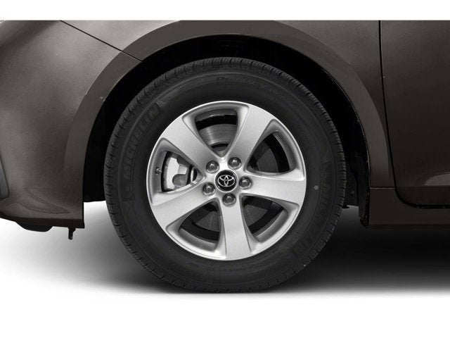 2020 Toyota Sienna XLE 7 Passenger