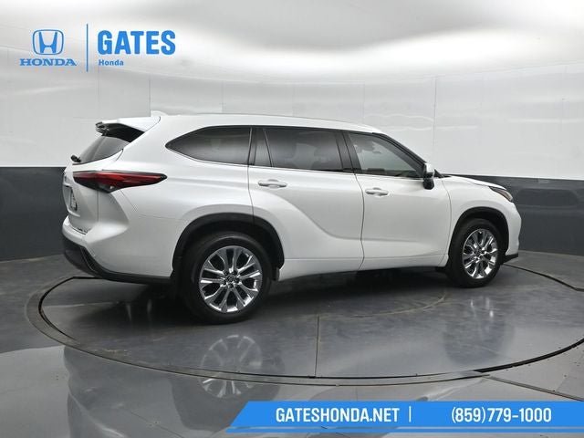 2022 Toyota Highlander Limited