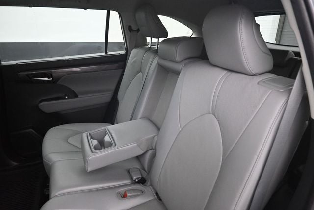 2022 Toyota Highlander Limited
