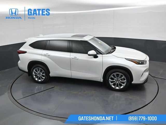 2022 Toyota Highlander Limited