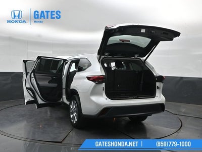 2022 Toyota Highlander Limited