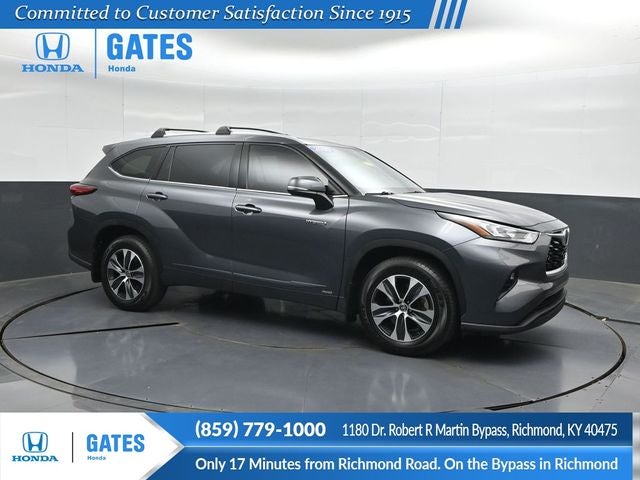 2020 Toyota Highlander Hybrid XLE