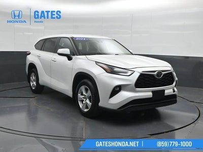 2024 Toyota Highlander LE
