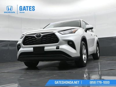 2024 Toyota Highlander LE