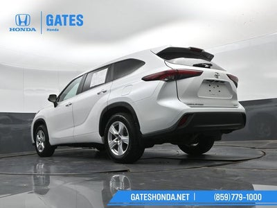 2024 Toyota Highlander LE