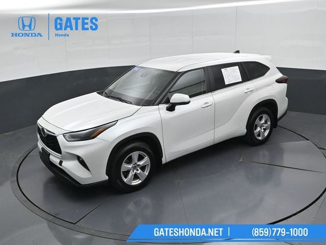 2024 Toyota Highlander LE