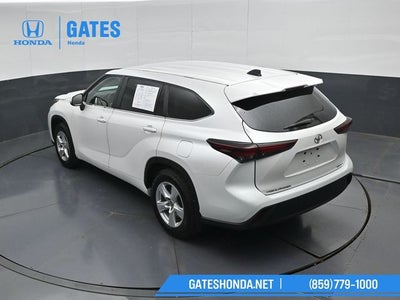 2024 Toyota Highlander LE