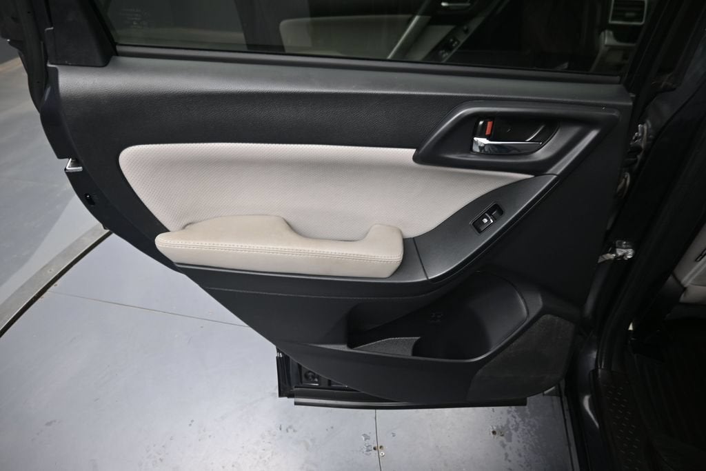 2017 Subaru Forester 2.5i Limited