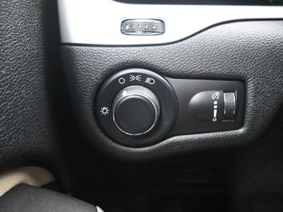 2017 Jeep Cherokee Sport