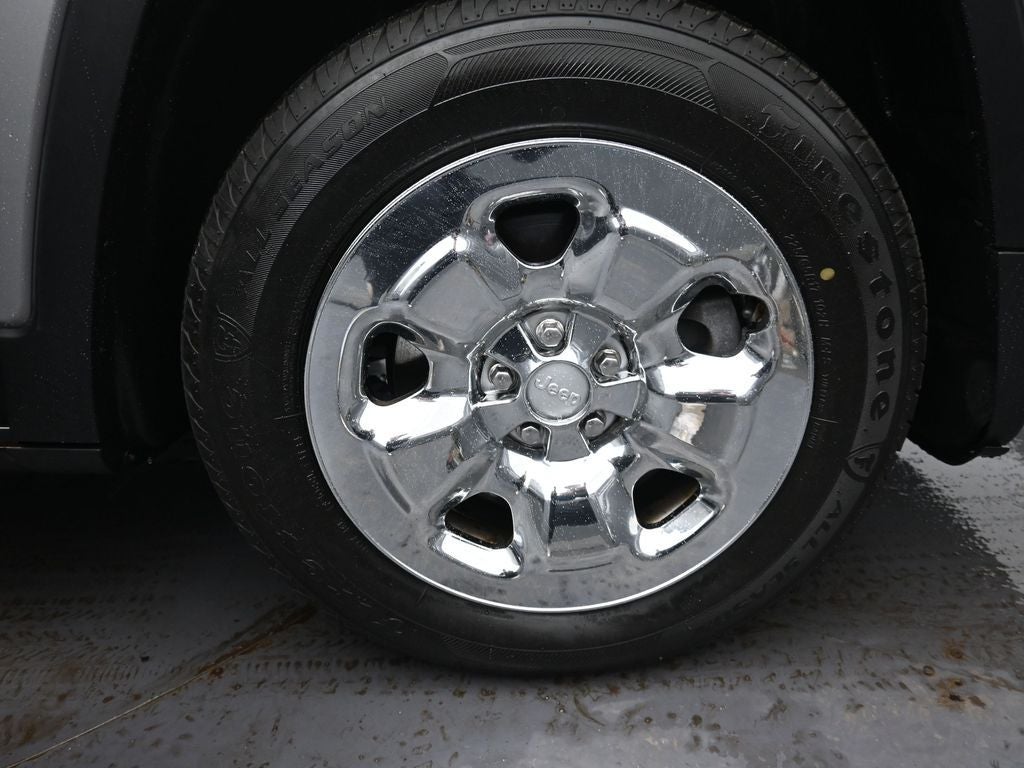 2017 Jeep Cherokee Sport