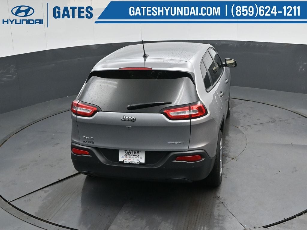 2017 Jeep Cherokee Sport