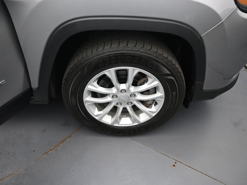 2019 Jeep Cherokee Latitude