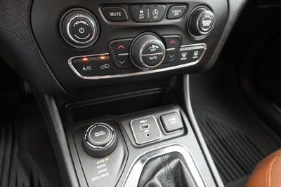 2019 Jeep Cherokee Overland