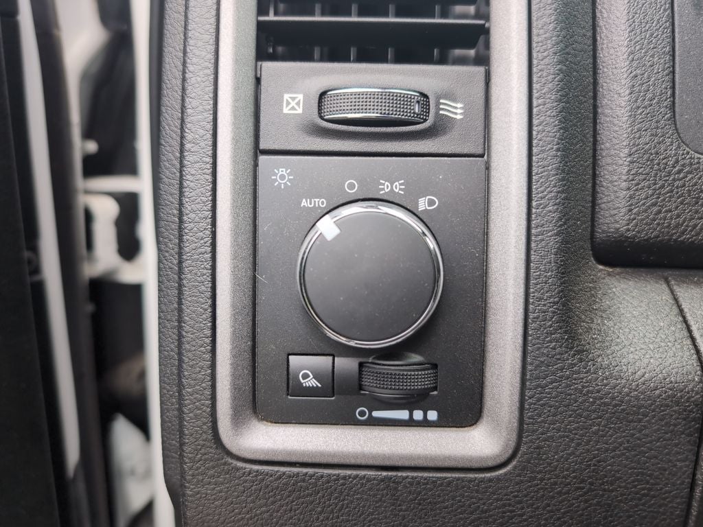 2021 RAM 1500 Classic Tradesman
