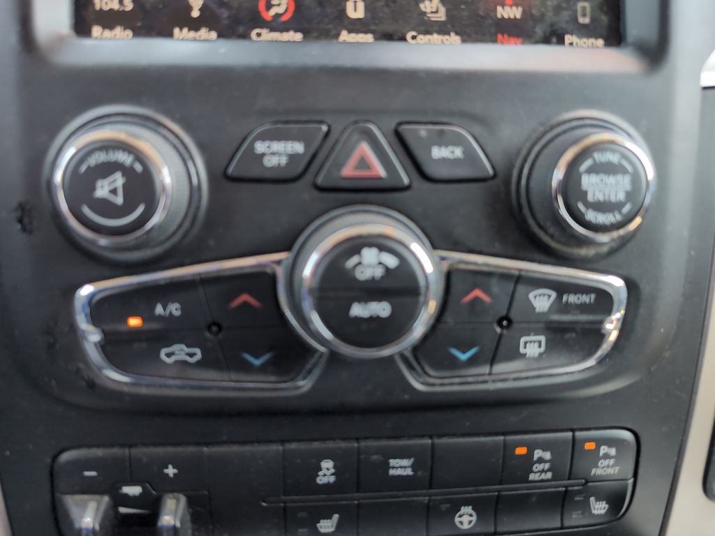 2018 RAM 1500 SLT