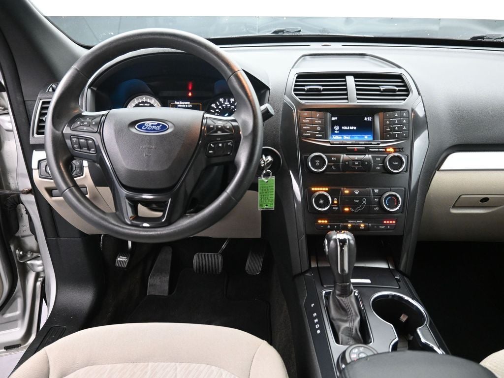 2018 Ford Explorer Base