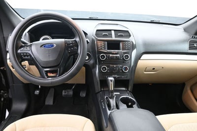 2017 Ford Explorer Base