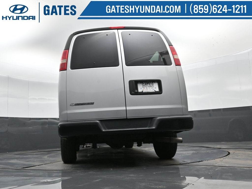 2017 Chevrolet Express 2500 LS Passenger