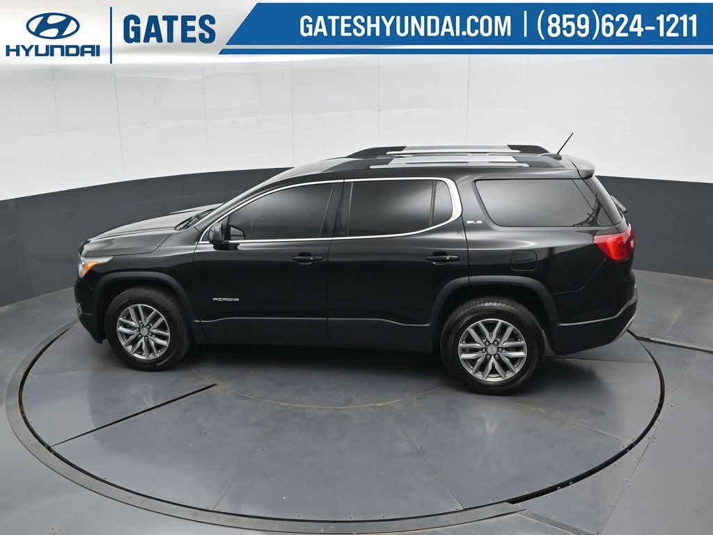 2017 GMC Acadia SLE-2