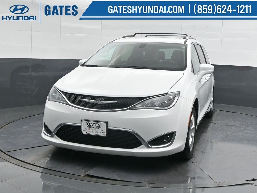 2017 Chrysler Pacifica Touring L Plus