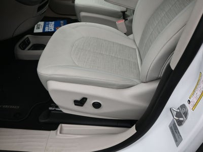 2017 Chrysler Pacifica Hybrid Touring Plus