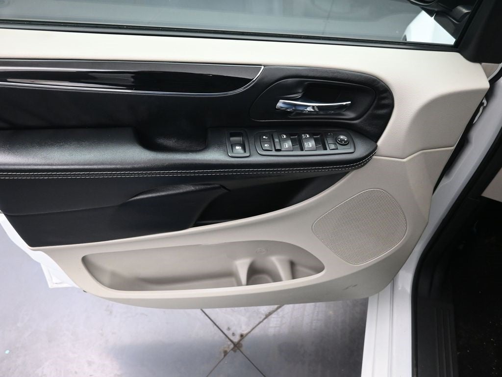 2016 Dodge Grand Caravan SE Plus