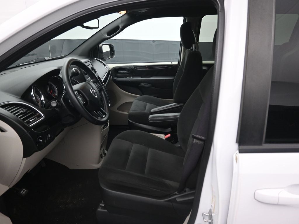 2016 Dodge Grand Caravan SE Plus