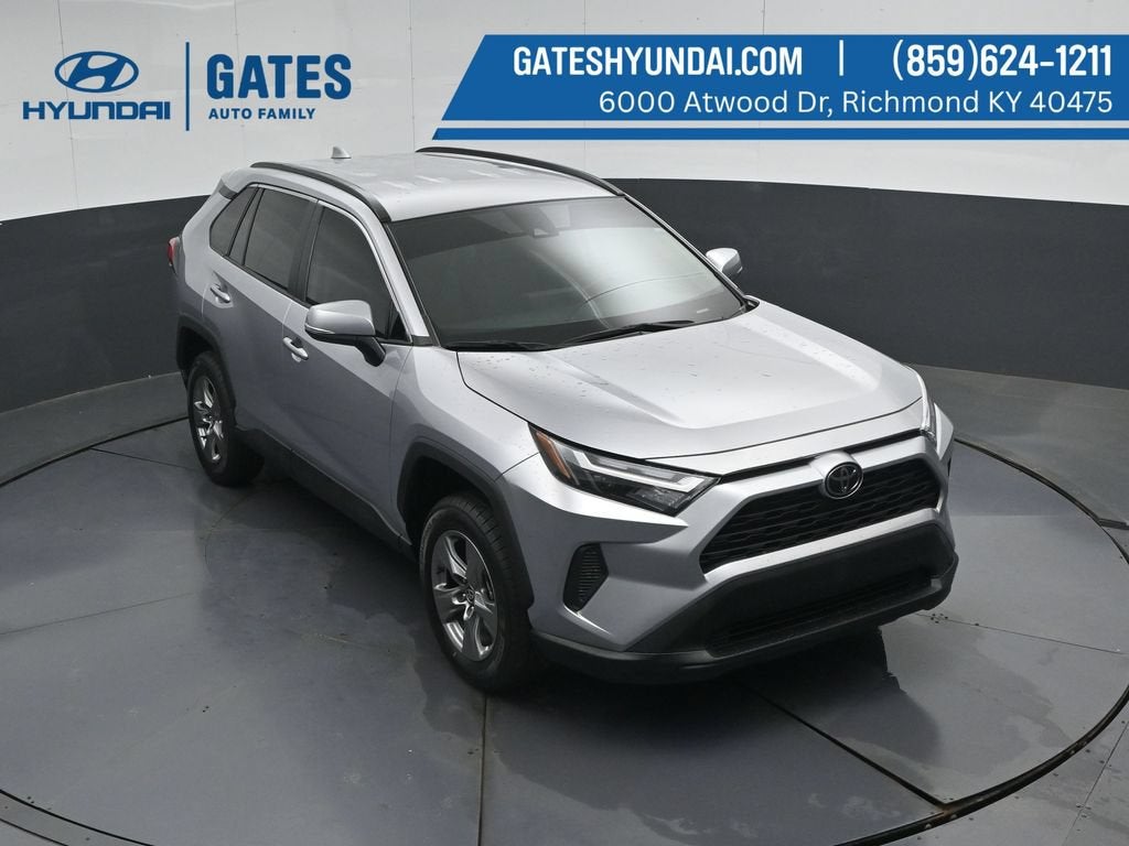 2024 Toyota RAV4 XLE