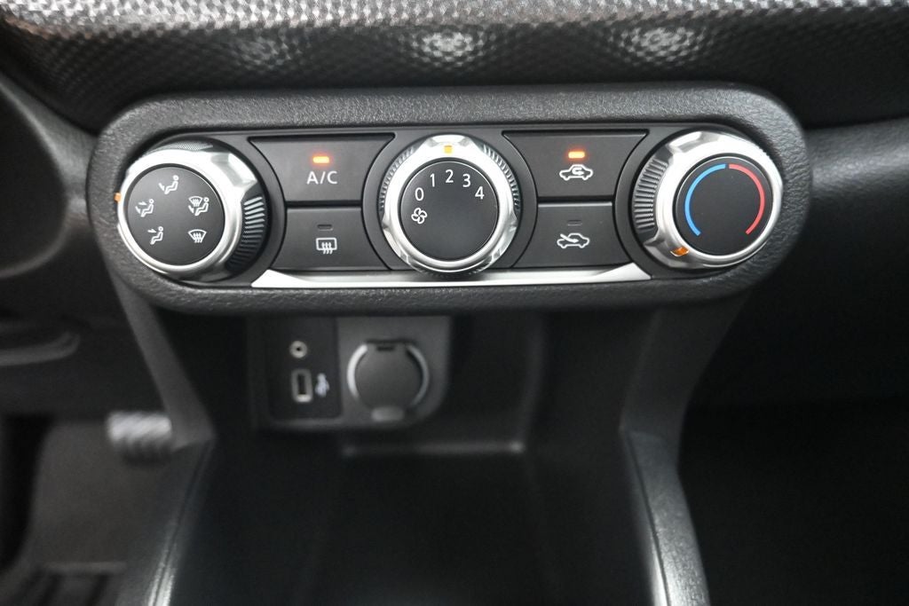 2020 Nissan Kicks S