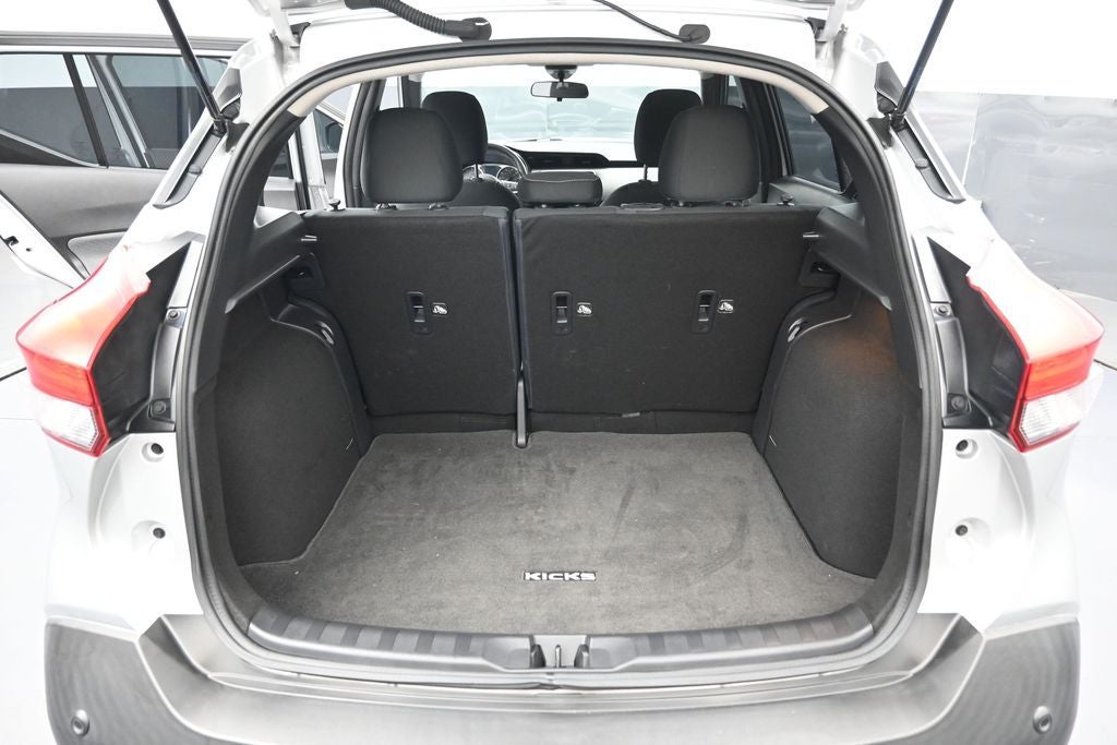 2020 Nissan Kicks S