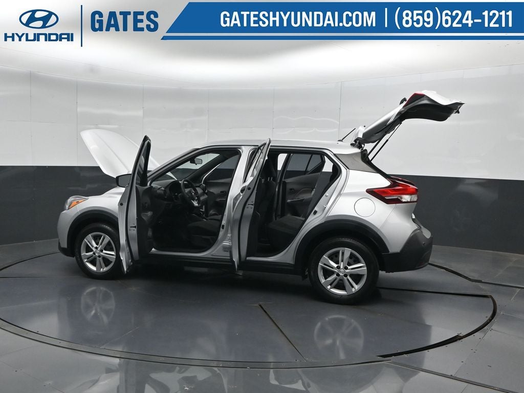 2020 Nissan Kicks S