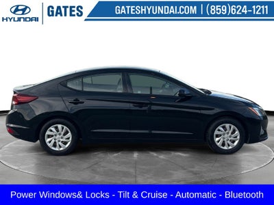 2020 Hyundai Elantra SE