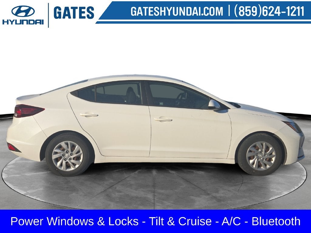 2020 Hyundai Elantra SE