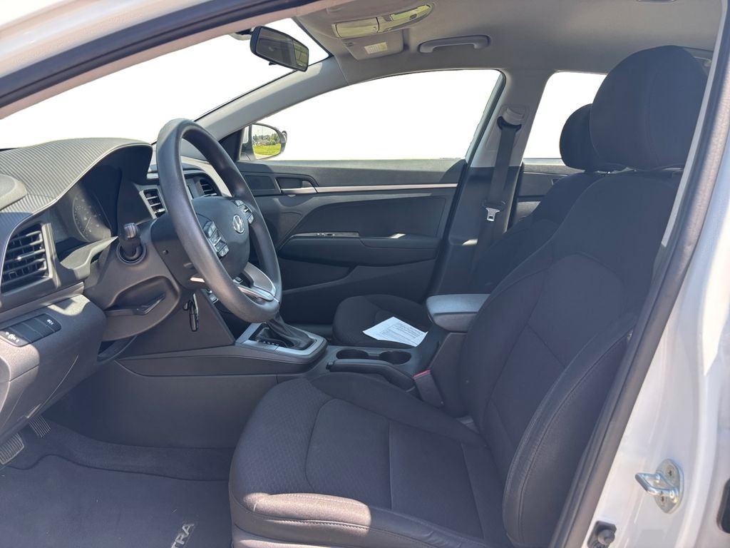 2019 Hyundai Elantra SE