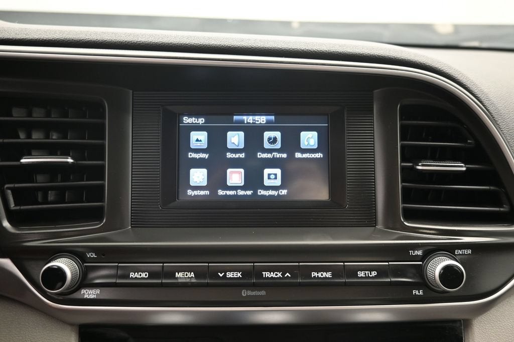 2019 Hyundai Elantra SE