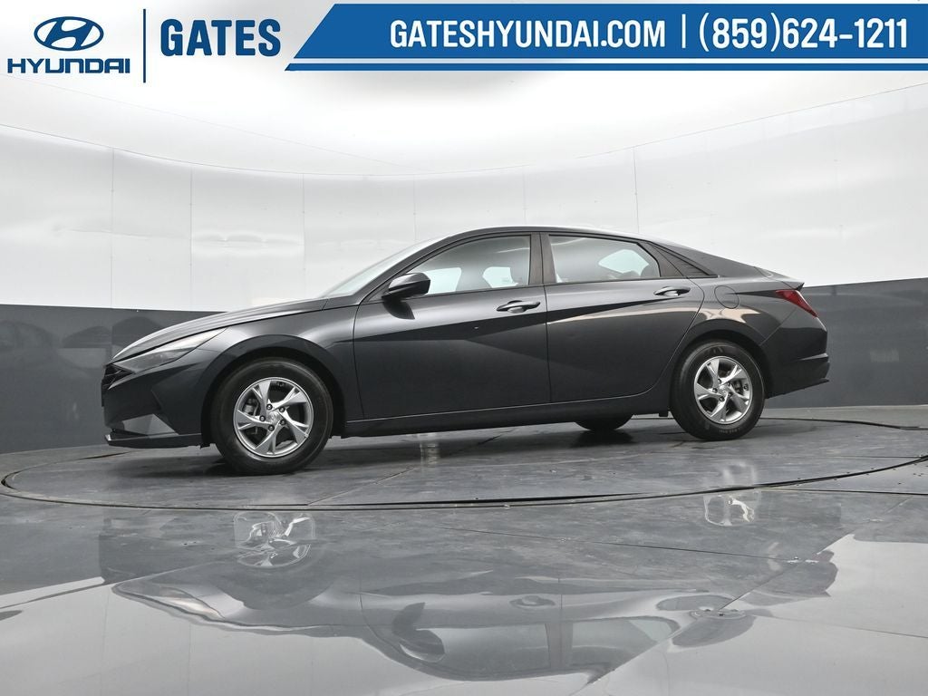 2021 Hyundai Elantra SE