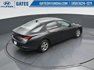 2021 Hyundai Elantra SE