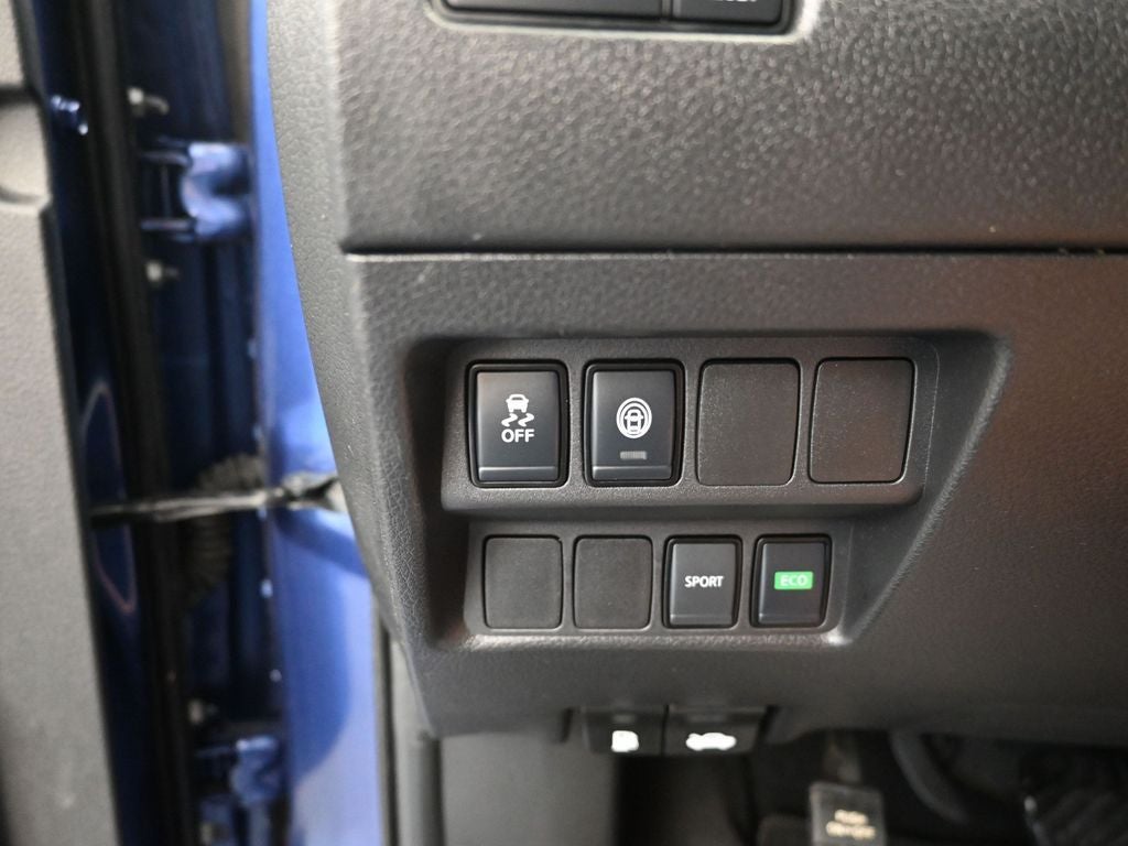 2022 Nissan Rogue Sport S