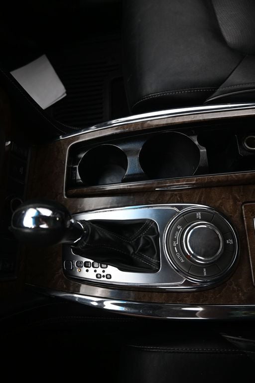 2016 INFINITI QX80 Base