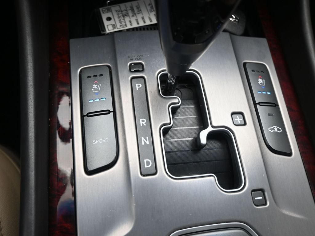 2012 Hyundai Equus Signature