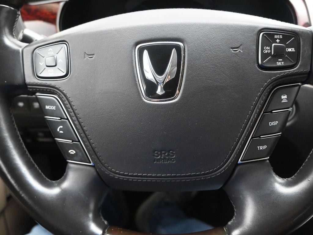 2012 Hyundai Equus Signature