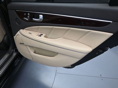 2012 Hyundai Equus Signature