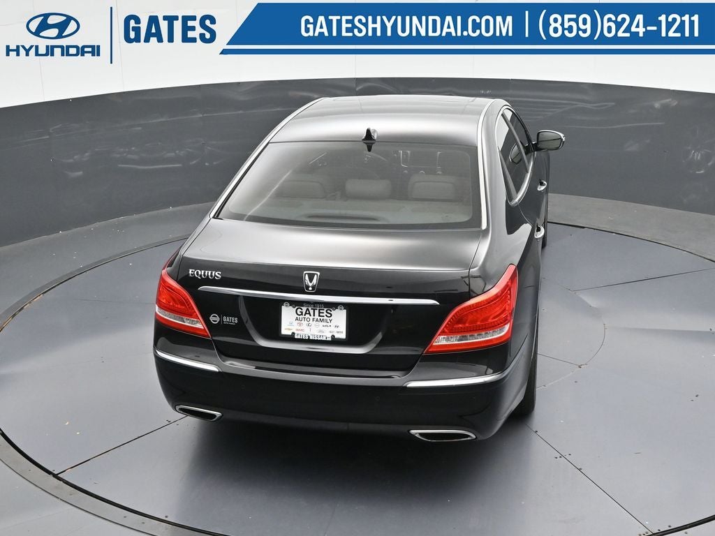2012 Hyundai Equus Signature