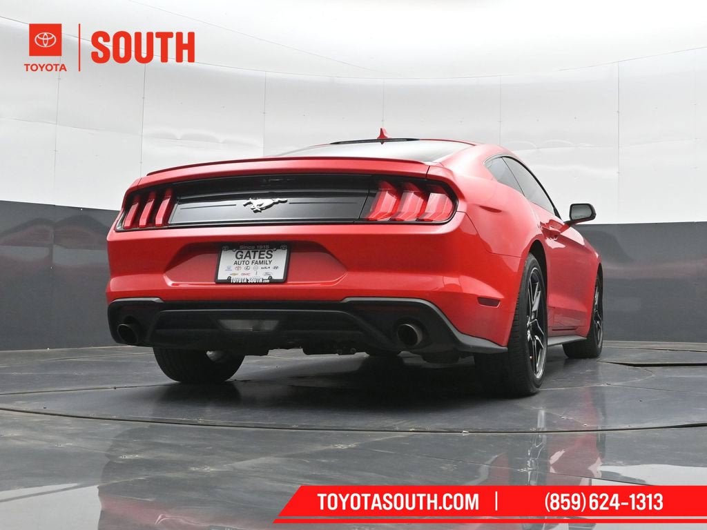 2022 Ford Mustang EcoBoost Premium
